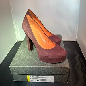 Via Spiga - V-Jada Platform Pump - Color Bark - Size 7.5